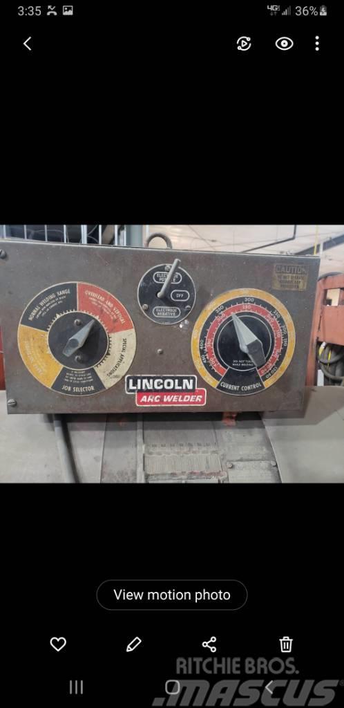Lincoln Arc Welder SAE-400 Svářecí stroje