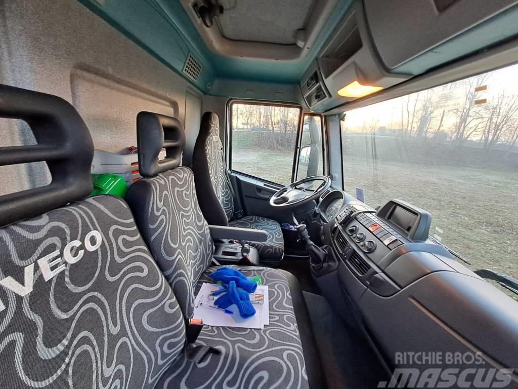 Iveco Eurocargo 180 E30 Nákladní vozy na přepravu automobilů