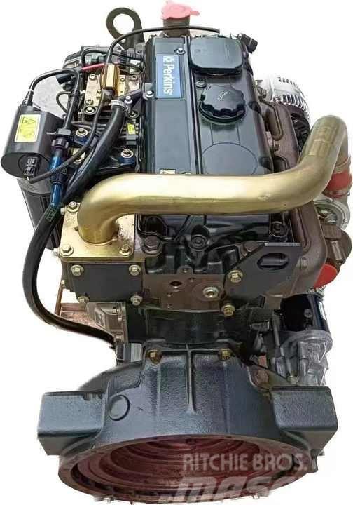 Perkins Engine Assembly 74.5kw 2200rpm Machinery 1104c 44t Naftové generátory