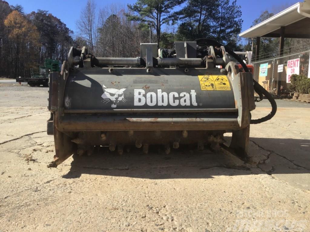 Bobcat 40PSL Stroje na leštění betonu