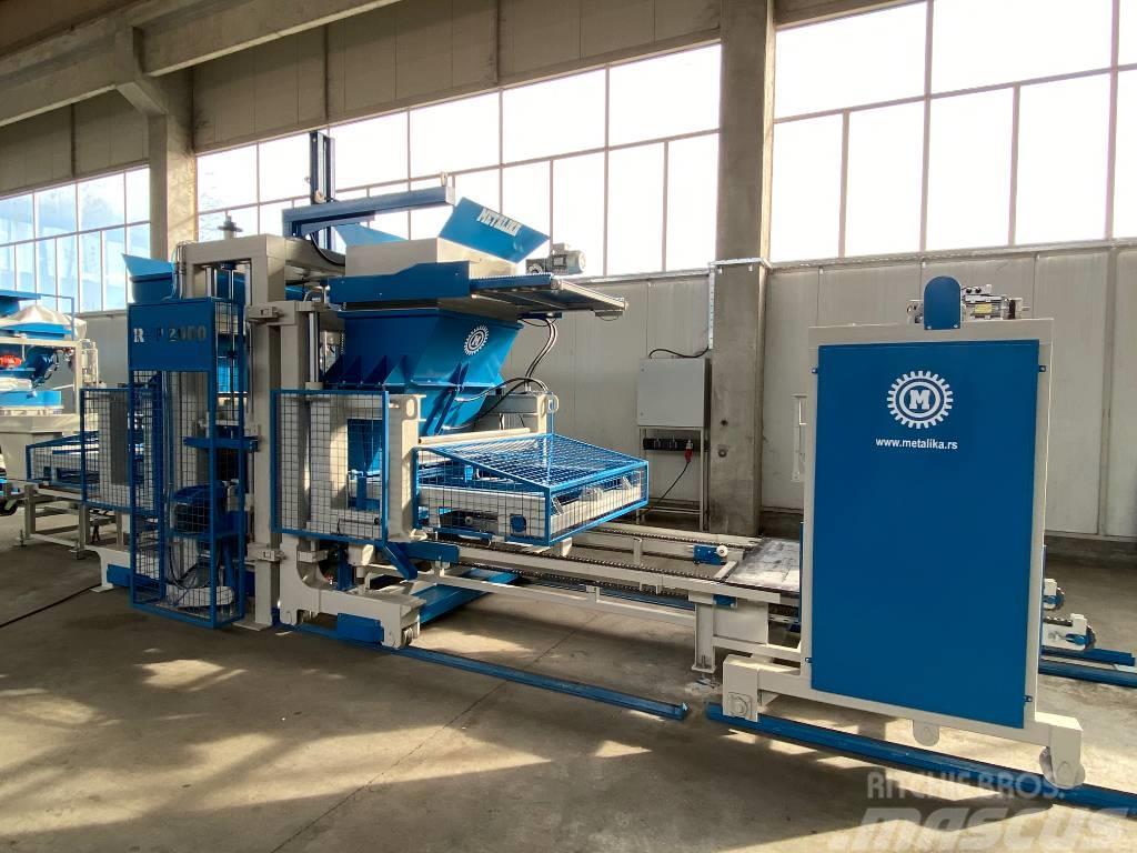 Metalika RVP-2000 Automatic block paver machine Stroje na výrobu betonových prefabrikátů