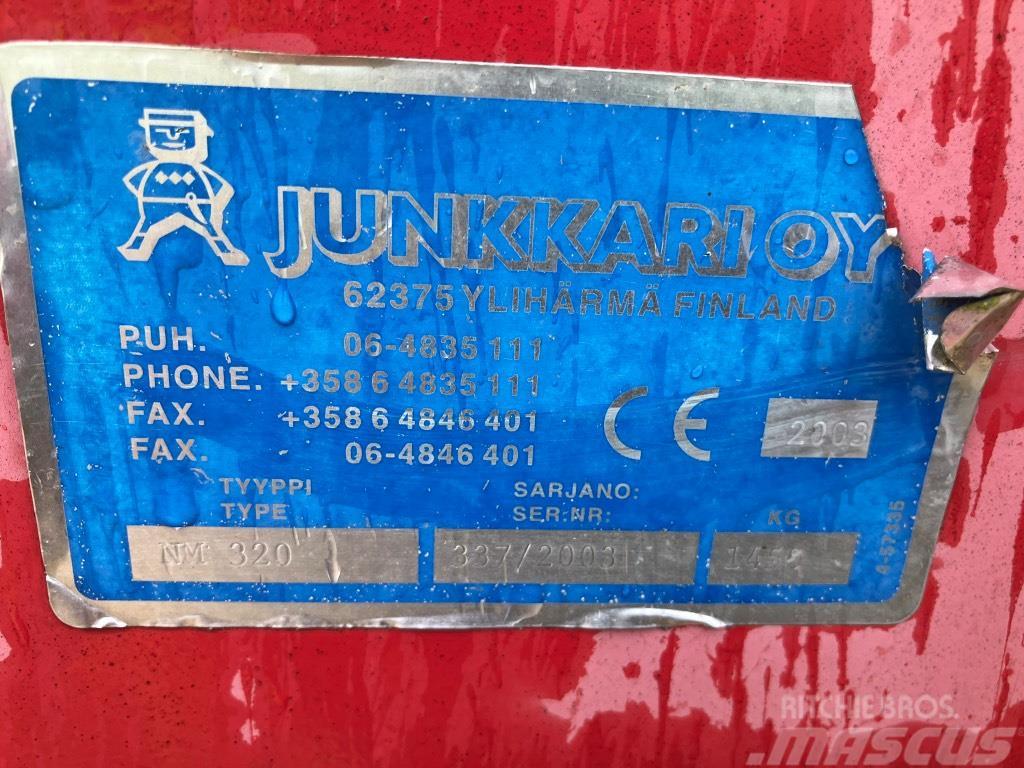 Junkkari NM 320 Soft Control Kondicionér žacího stroje