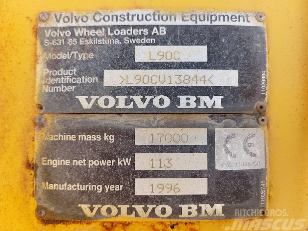 Volvo L 90 C Kolové nakladače