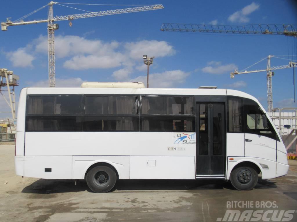 Mitsubishi BUS NEW CRUISER Zájezdové autobusy