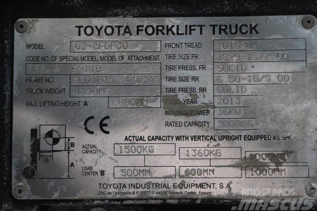 Toyota 02-8FDF30 Dieselové vozíky