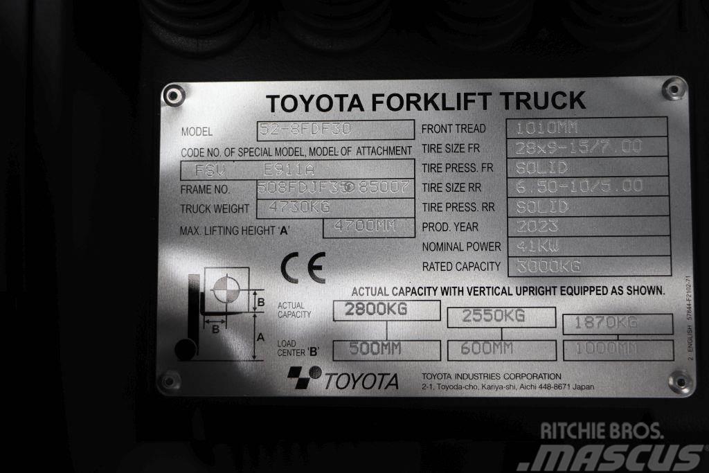 Toyota 52-8FDF30 Dieselové vozíky