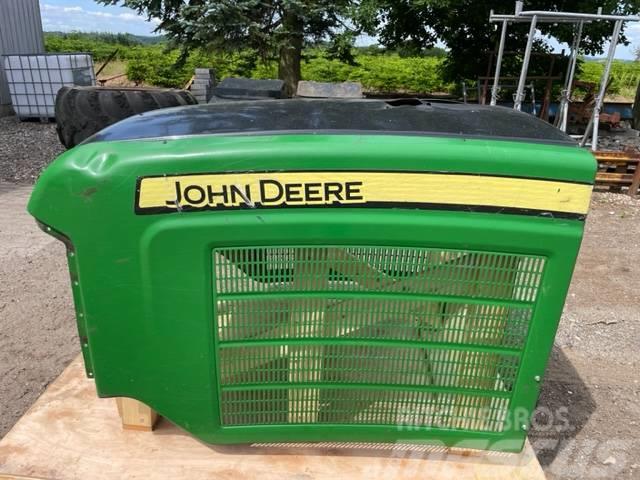 John Deere 1270E engine hoods Podvozky a zavěšení kol