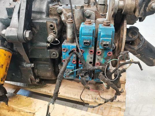 JCB 540-70 gearbox Převodovka