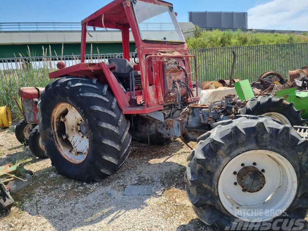 Steyr PARA PEÇAS 8075 Traktory