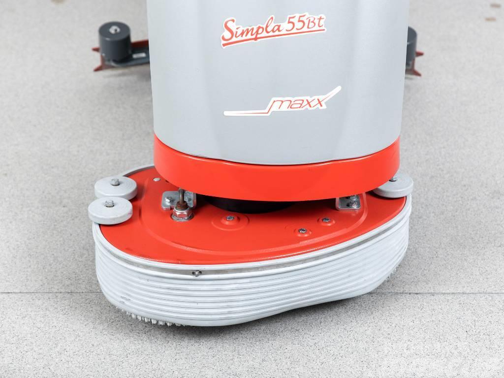 Comac Simpla 55 BT Scrubber NEW BATTERIES Podlahové mycí stroje