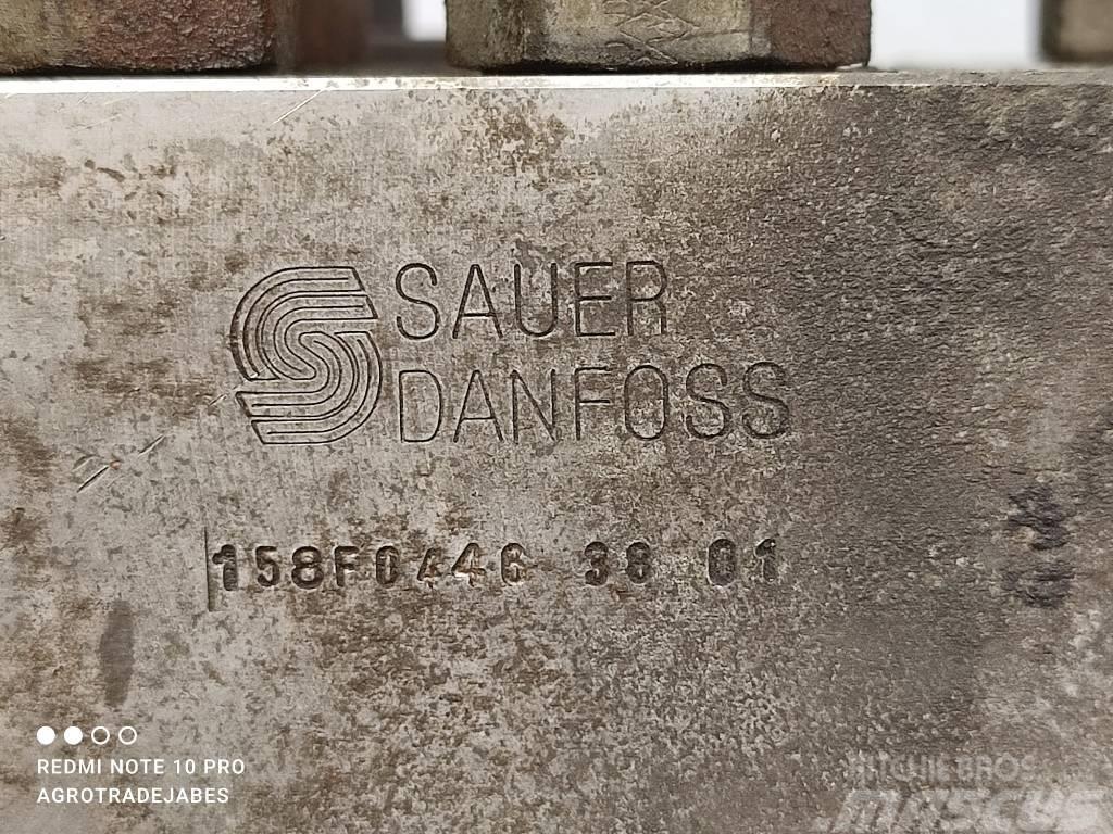 Sauer Danfoss Hydraulic block 158F0446 38 01 Hydraulika