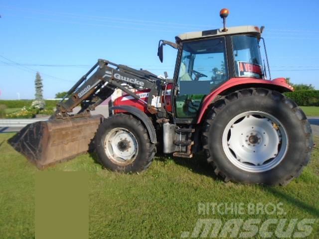 Massey Ferguson 5455 Traktory
