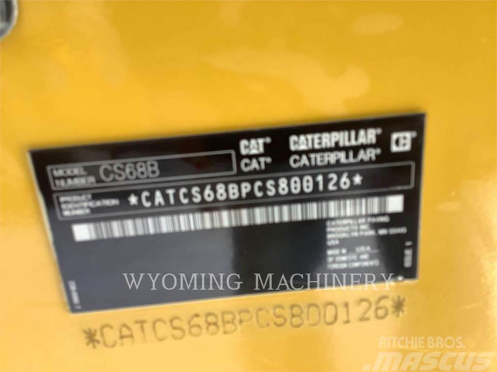 CAT CS68B Půdní kompaktory