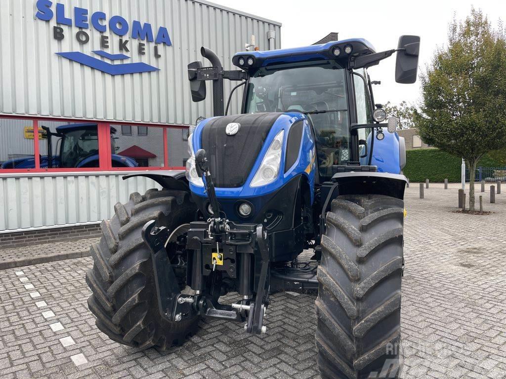 New Holland T7.245AC Stage V Traktory