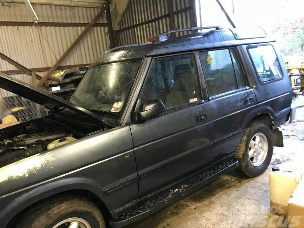 Land Rover Discovery 300 TDi n s front wing £50 Ostatní