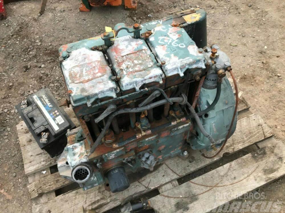 Lister Petter TS3 engine - spares £360 plus vat £432 Ostatní komponenty