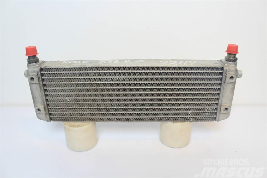 Renault Ares 836 Oil Cooler Motory