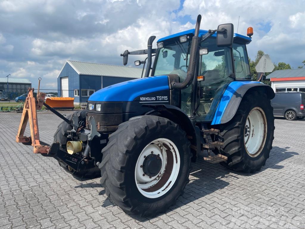 New Holland TS 115 Traktory