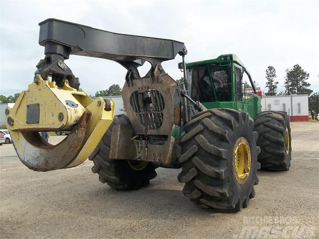 John Deere 848L Lesní kolové traktory