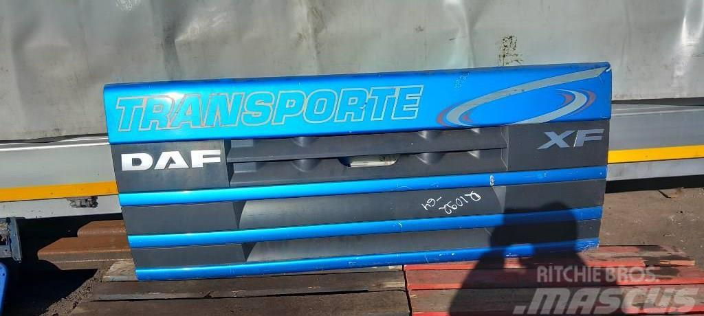 DAF XF105.460 1644191 Front grill panel Kabiny a interiér