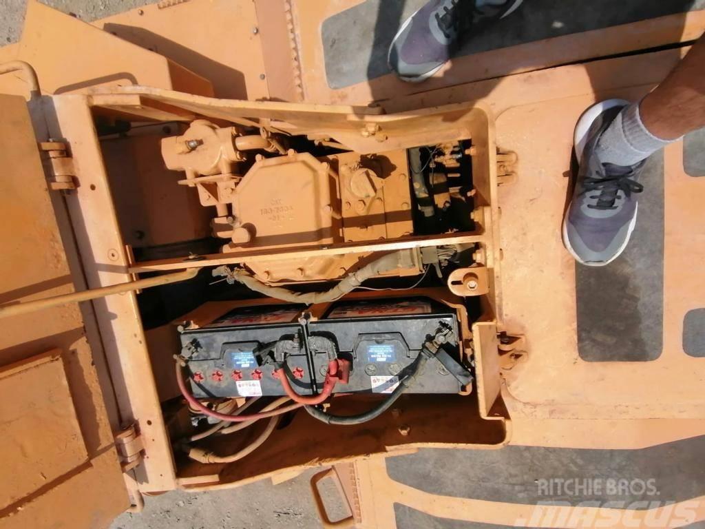 CAT R 1300 G Podzemní nakladače