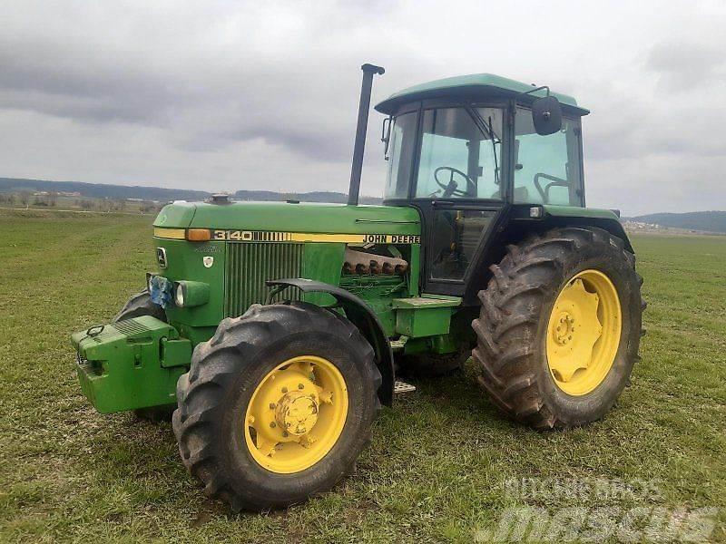John Deere 3140 A Traktory