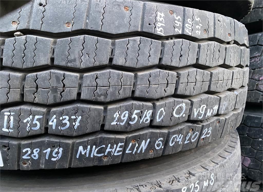 Michelin B7R Pneumatiky, kola a ráfky