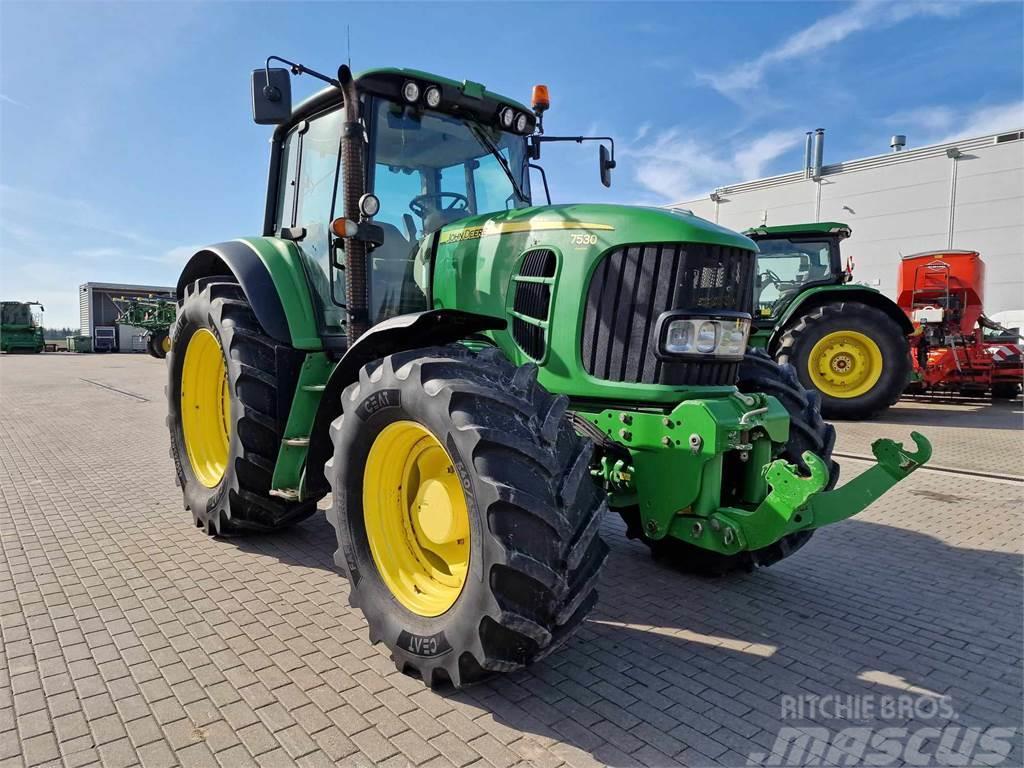 John Deere 7530 Premium Traktory