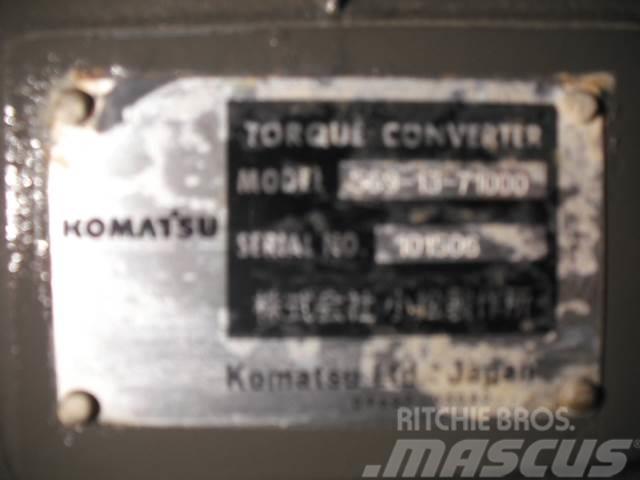 Komatsu HD605-7 gearbox Transmission Pevné dempry