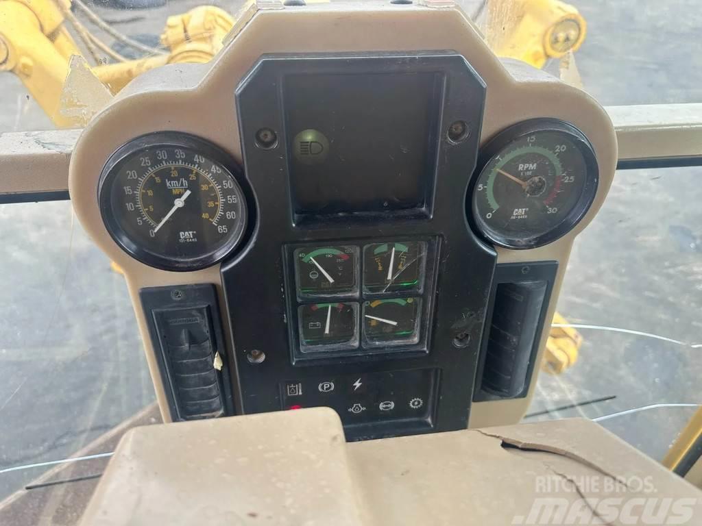 CAT 140H Motor Grader with Ripper Airco Good Condition Grejdry
