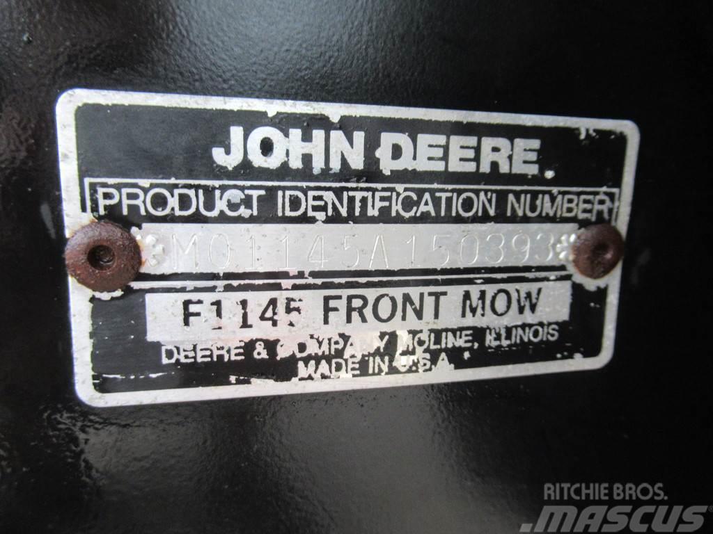John Deere F1145 Cirkelmaaier Samojízdné sekačky