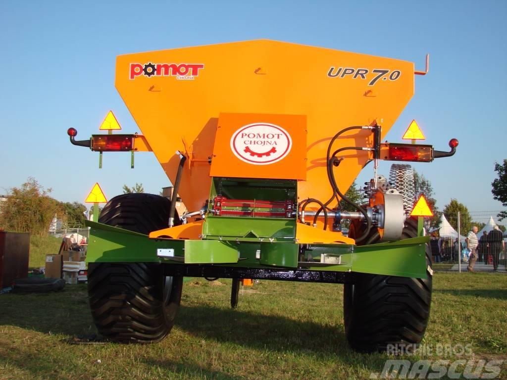 Pomot UPR 7 T fertilizer and lime spreader Rozmetadlo minerálních hnojiv
