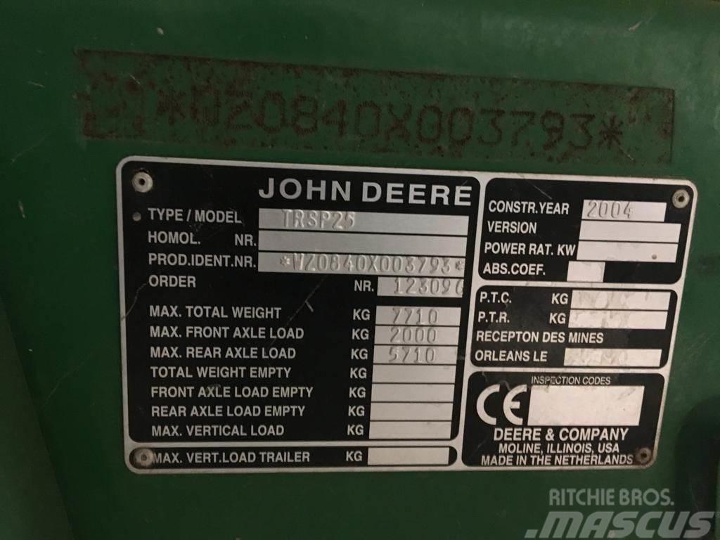 John Deere TRSP25 Tažené postřikovače