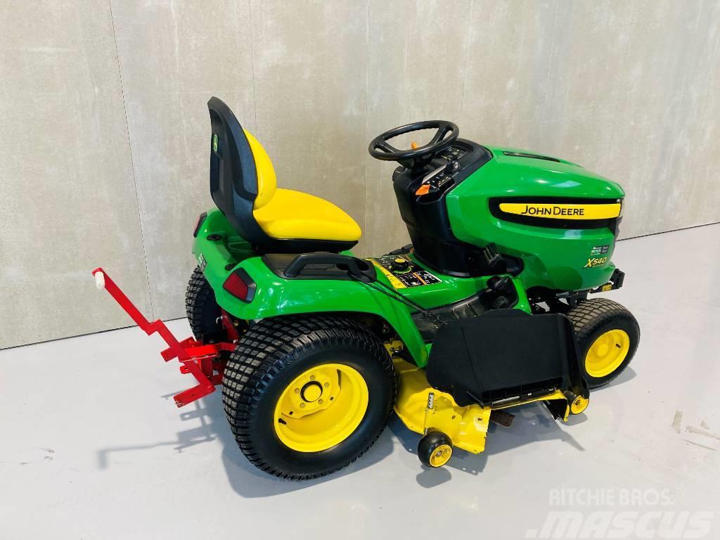 John Deere X 540 Kompaktní traktory