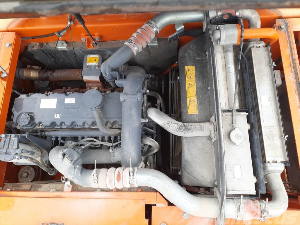 Doosan DX 225 LC Pásová rýpadla