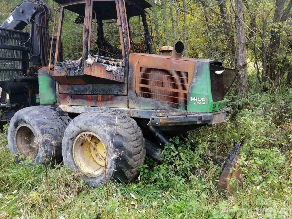 John Deere 1410 D breaking for parts Lesní traktory