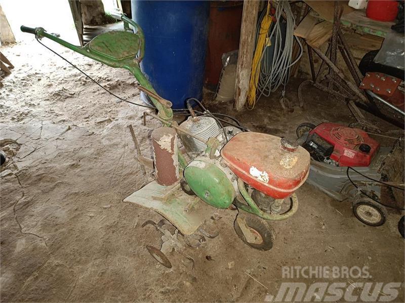 Agria fræser med gear   momsfri Kompaktní traktory