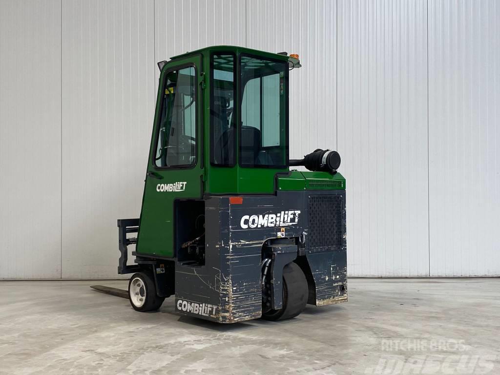 Combilift CB2500 4 cestní vysokozdvižné vozíky
