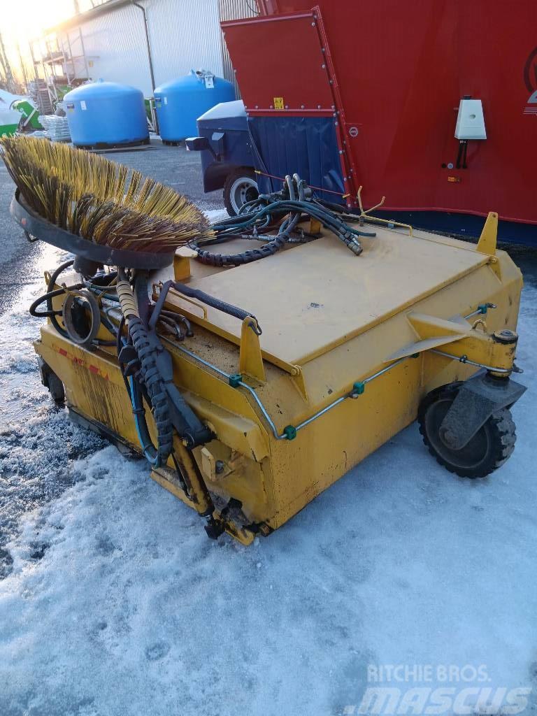 Rote Kauhaharja 1800 Další silniční a sněhové stroje