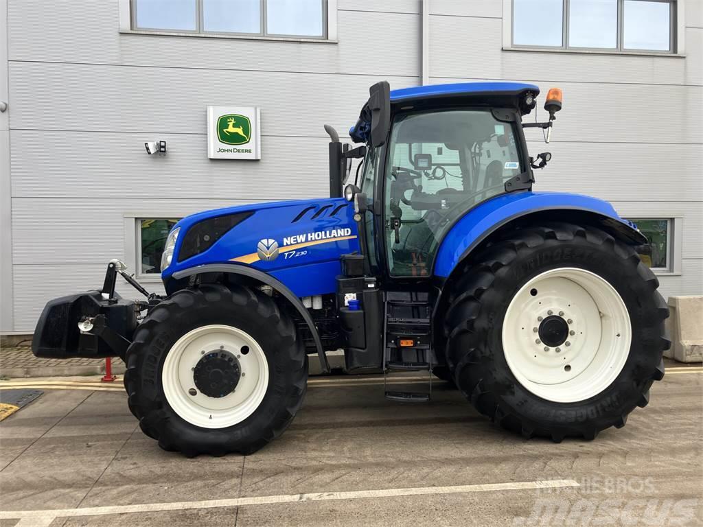 New Holland T7.230 Traktory
