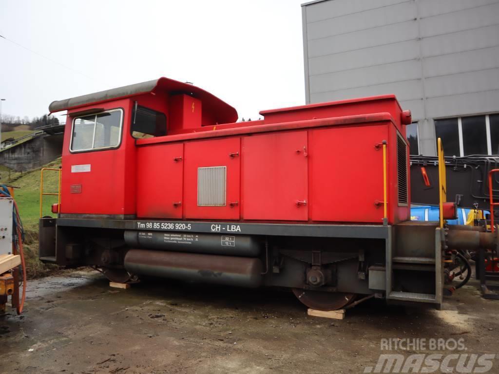 Stadler Fahrzeuge AG TM 2/2 Lokomotive, Rail Dvoucestná rýpadla