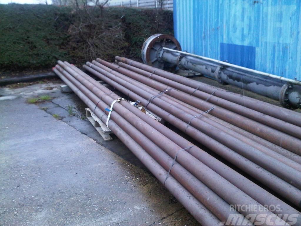  Drill pipes 32' X 4" Zařízení pro hlubinné vrtání ropy a plynu