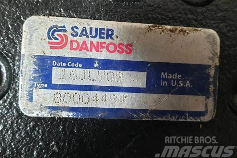 Sauer Danfoss 80004494 Hydraulic Gear Pump Další
