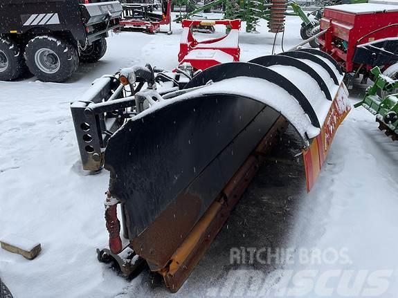  Arctic Machine 370 Sněžné pluhy, přední sněhové radlice
