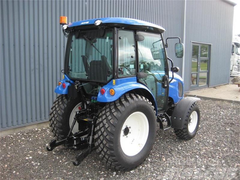 New Holland Boomer 55 Frontlift / Front PTO Kompaktní traktory