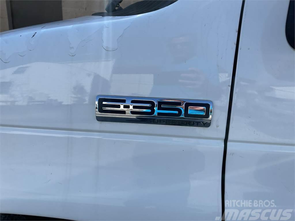 Ford E-Series Další