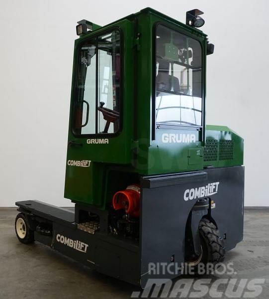 Combilift C3000 4 cestní vysokozdvižné vozíky