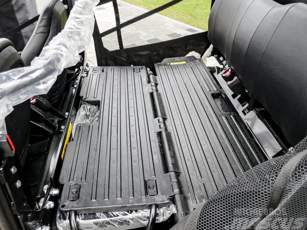 John Deere Gator™ XUV855M S4 Vlečné vozíky