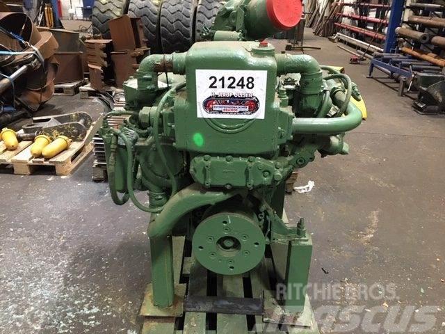Detroit V8-71 marine motor Motory