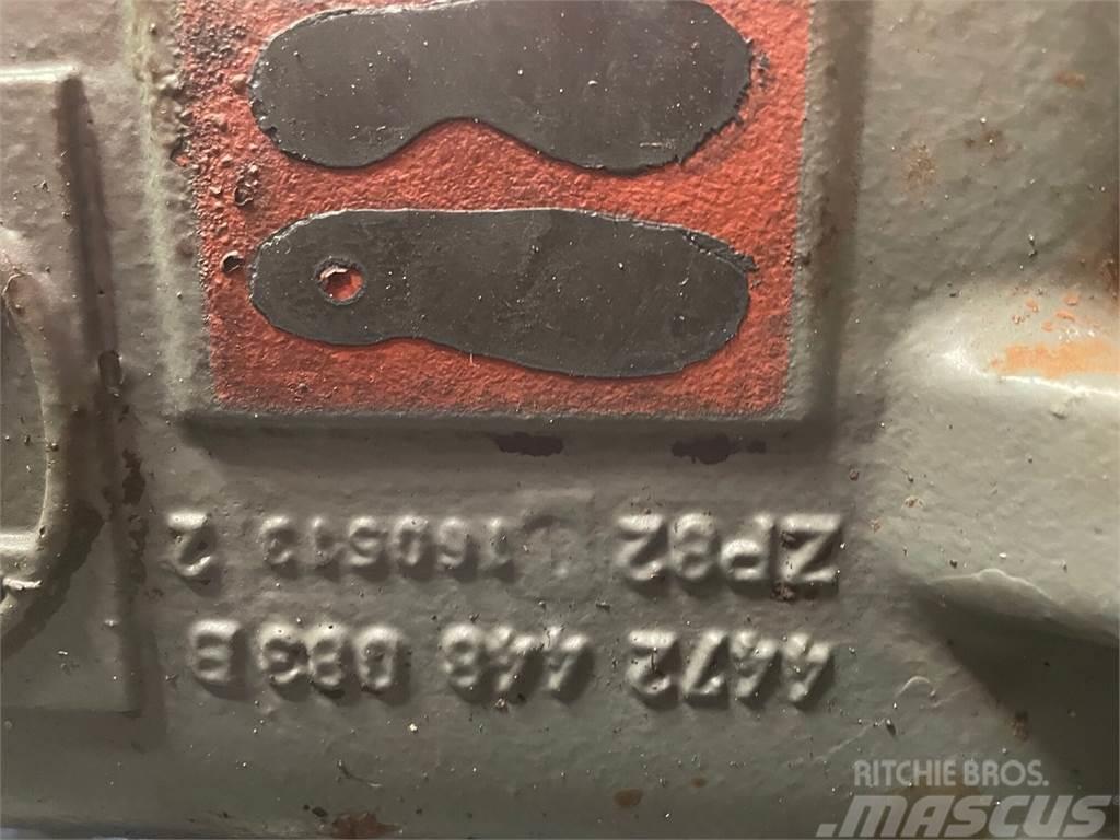 ZF bagaksel ex. Liebherr A914 s/n 1176 71250 årg. 201 Nápravy